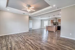 1098 Engelke Rd, Buda, TX 78640 - Photo 10
