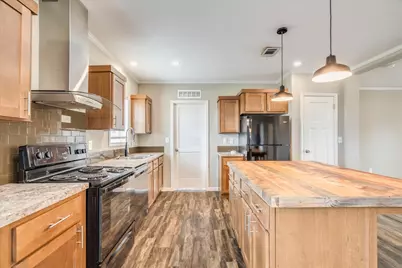 1098 Engelke Road, Buda, TX 78640 - Photo 14