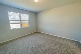 465 Unforgiven Ln, Jarrell, TX 76537 - Photo 14