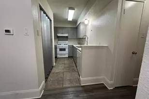 5927 Kevin Kelly Pl, Austin, TX 78727 - Photo 4