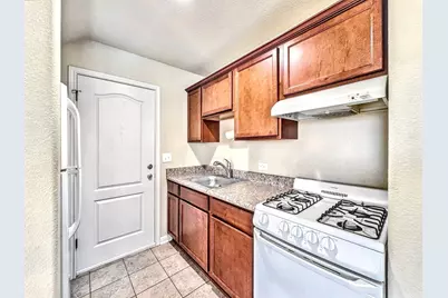 338 Trestle Tree #C, San Marcos, TX 78666 - Photo 8