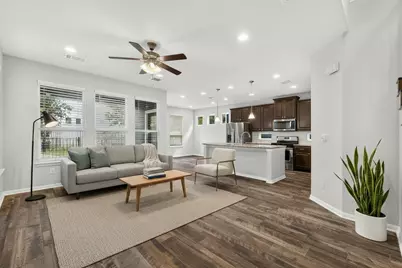 240 Simon, Kyle, TX 78640 - Photo 4