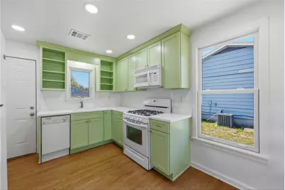 503 W Croslin Street, Austin, TX 78752 - Photo 10