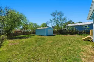 503 W Croslin St, Austin, TX 78752 - Photo 22