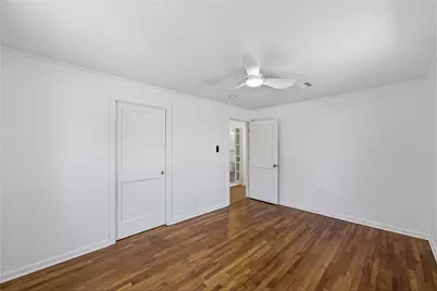 503 W Croslin Street, Austin, TX 78752 - Photo 14