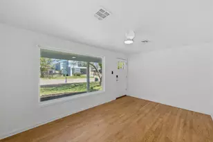 503 W Croslin St, Austin, TX 78752 - Photo 6