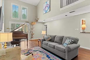 10920 Crown Colony Dr, Austin, TX 78747 - Photo 2