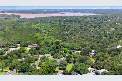 109 Woodland Road, Georgetown, TX 78628 - Photo 8