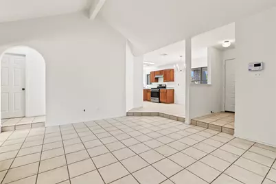 1202 Ivybridge Drive, Pflugerville, TX 78660 - Photo 4