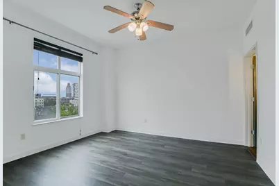 711 W 26th Street #702, Austin, TX 78705 - Photo 14