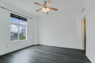 711 W 26th St, Austin, TX 78705 - Photo 14