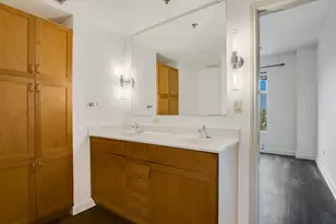 711 W 26th St, Austin, TX 78705 - Photo 16