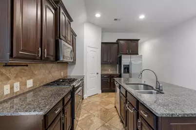 1315 Cameron Park Lane, Montgomery, TX 77386 - Photo 10