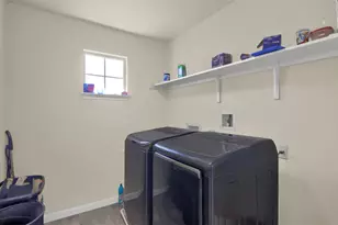 141 Hess Dr, Kyle, TX 78640 - Photo 18