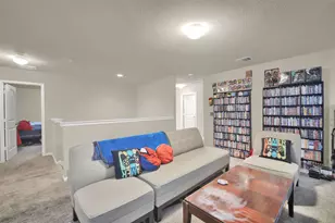 141 Hess Dr, Kyle, TX 78640 - Photo 8