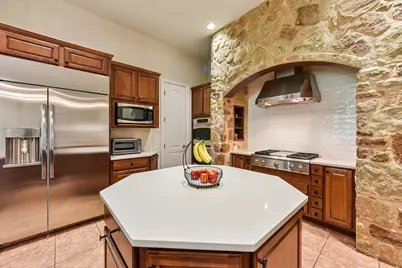 10617 Camillia Blossom Lane, Austin, TX 78748 - Photo 6