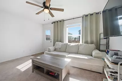 625 Marty Allen Loop, Jarrell, TX 76537 - Photo 14