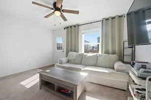 625 Marty Allen Loop, Jarrell, TX 76537 - Photo 14