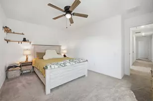 625 Marty Allen Loop, Jarrell, TX 76537 - Photo 20