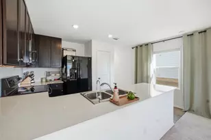 625 Marty Allen Loop, Jarrell, TX 76537 - Photo 10