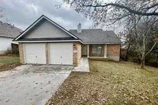 2003 Ramona Cir, San Marcos, TX 78666 - Photo 2