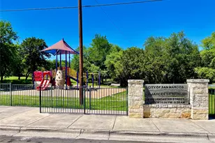 2003 Ramona Cir, San Marcos, TX 78666 - Photo 32