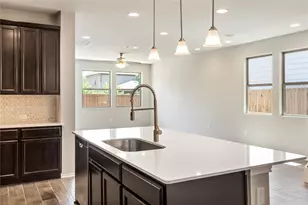 9105 White Coral Dr, Austin, TX 78729 - Photo 6