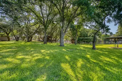 2318 Wisteria, Kingsland, TX 78639 - Photo 10