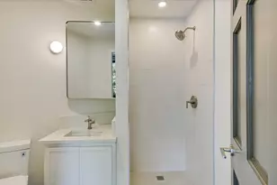 1111 W 12th St, Austin, TX 78703 - Photo 26