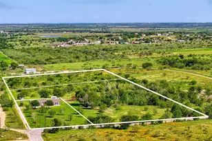 401 Graef Rd, Kyle, TX 78640 - Photo 6