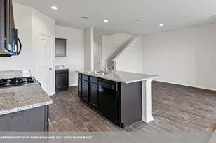 25517 Farmers Crop Ln, Elgin, TX 78621 - Photo 6