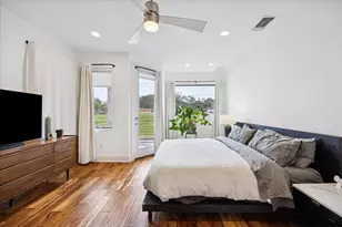 1011 E 12th St, Austin, TX 78702 - Photo 1