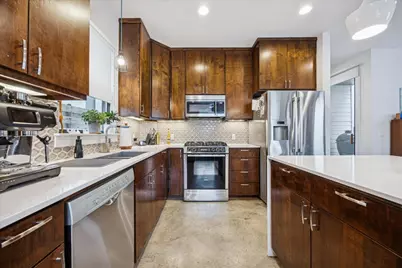 1011 E 12th Street, Austin, TX 78702 - Photo 6