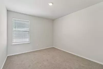 4006 Bay Leaf Loop, Von Ormy, TX 78073 - Photo 16