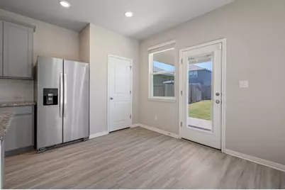 529 View Drive, Georgetown, TX 78628 - Photo 8