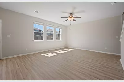 529 View Drive, Georgetown, TX 78628 - Photo 4