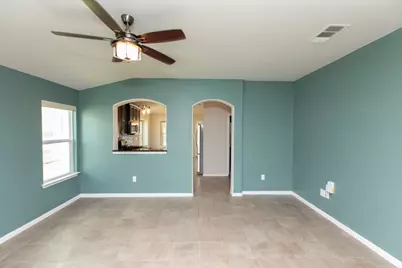 750 Tumlinson Fort Way, Round Rock, TX 78664 - Photo 4