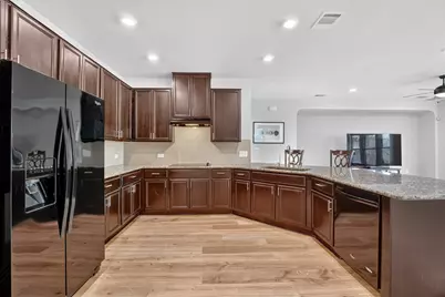 6912 Ondantra Bend, Austin, TX 78744 - Photo 10