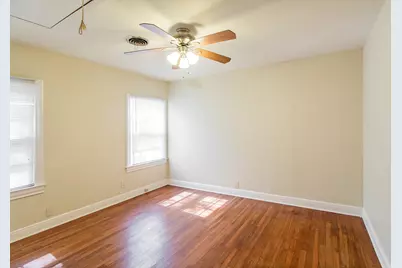 4700 Evans Avenue, Austin, TX 78751 - Photo 12