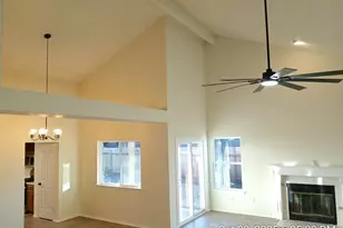 13236 Kerrville Folkway, Austin, TX 78729 - Photo 6