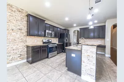 216 Silkstone Street, Hutto, TX 78634 - Photo 2