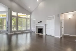 40 Lovegrass Ln, Sunset Valley, TX 78745 - Photo 4