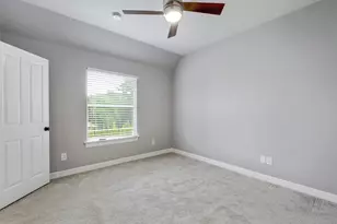 40 Lovegrass Ln, Sunset Valley, TX 78745 - Photo 18