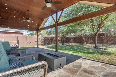 13817 Glen Mark Drive, Manor, TX 78653 - Photo 2