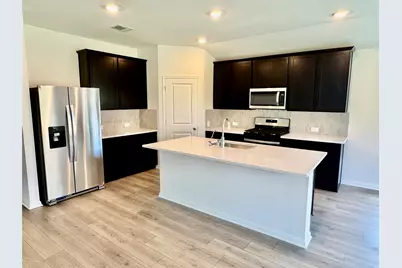 160 Coopers Hawk Crest, Cedar Creek, TX 78612 - Photo 2