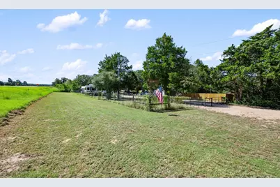 2057 Us-290 Highway E #1, McDade, TX 78650 - Photo 6