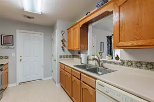 2054 Bentwood Dr, New Braunfels, TX 78130 - Photo 8