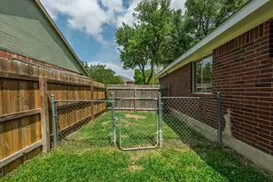 6613 Bramber Ln, Austin, TX 78754 - Photo 36