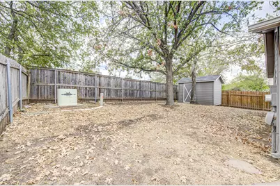 12925 Covington Trail, Austin, TX 78727 - Photo 24