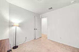 54 Trinity Cir, Lockhart, TX 78644 - Photo 18